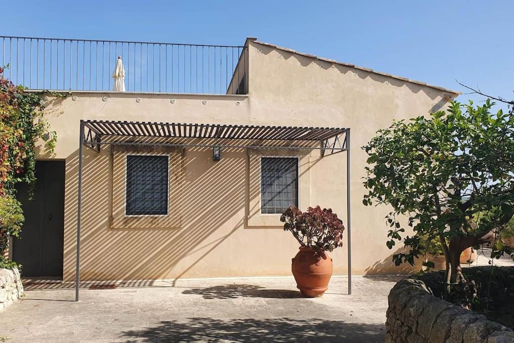 Villa Calma Noto Kültér fotó